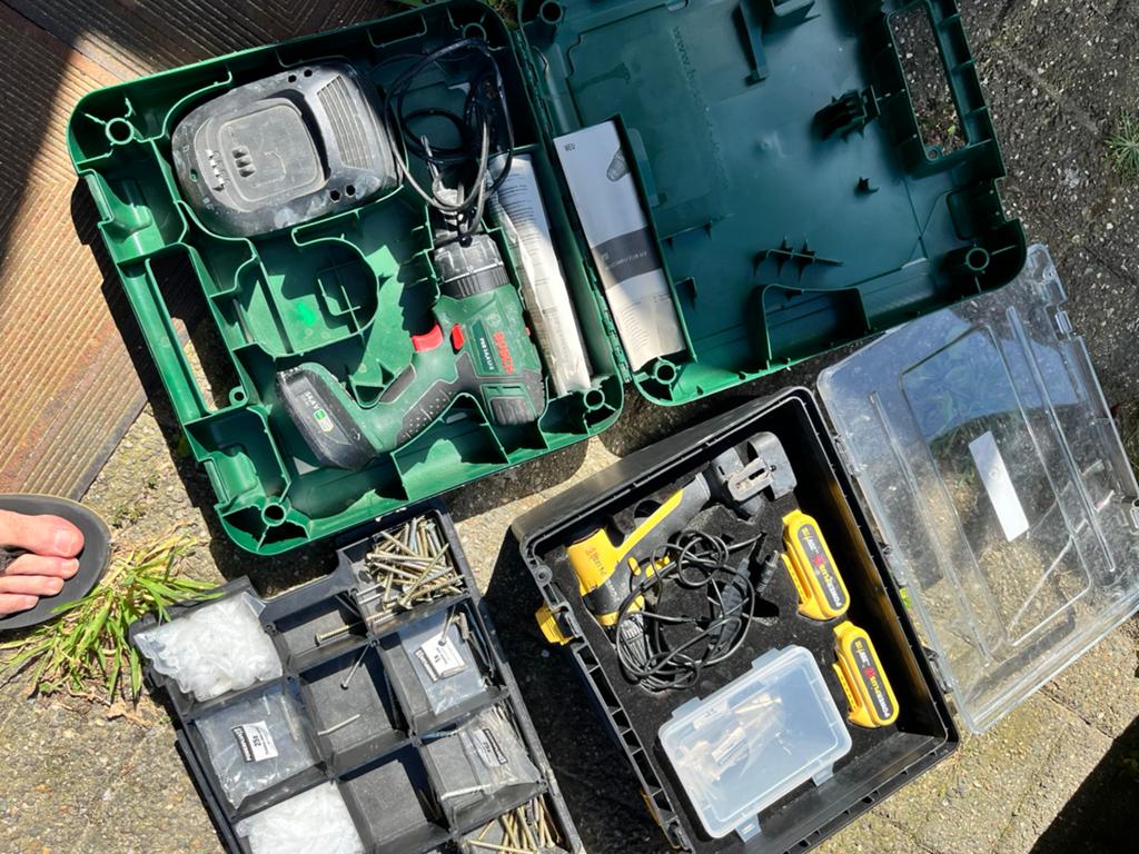 Accu boormachine 2x, Ophalen, Zo goed als nieuw, Boormachine