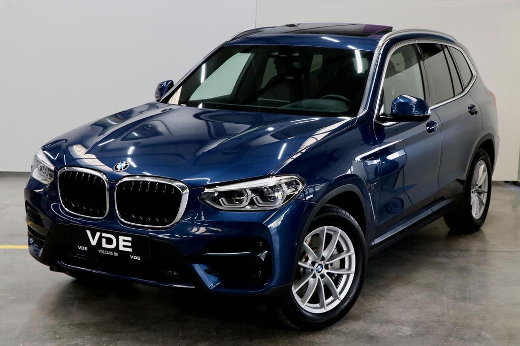 BMW X3 xDrive30e | xLine | Pano | Trekhaak, 0 kg, Euro 6, 0 kg, 5 places