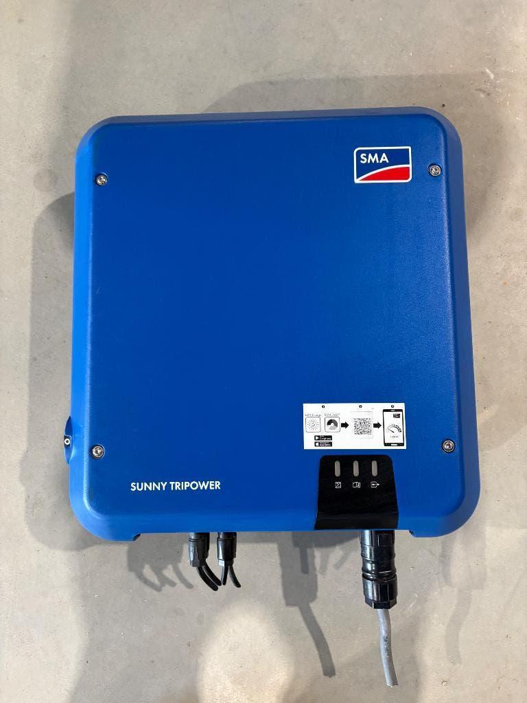Omvormer zonnepanelen Sunny Boy STP5.0-3AV-40 3-fasig, Doe-het-zelf en Bouw, Zonnepanelen en Toebehoren, Ophalen, Zo goed als nieuw