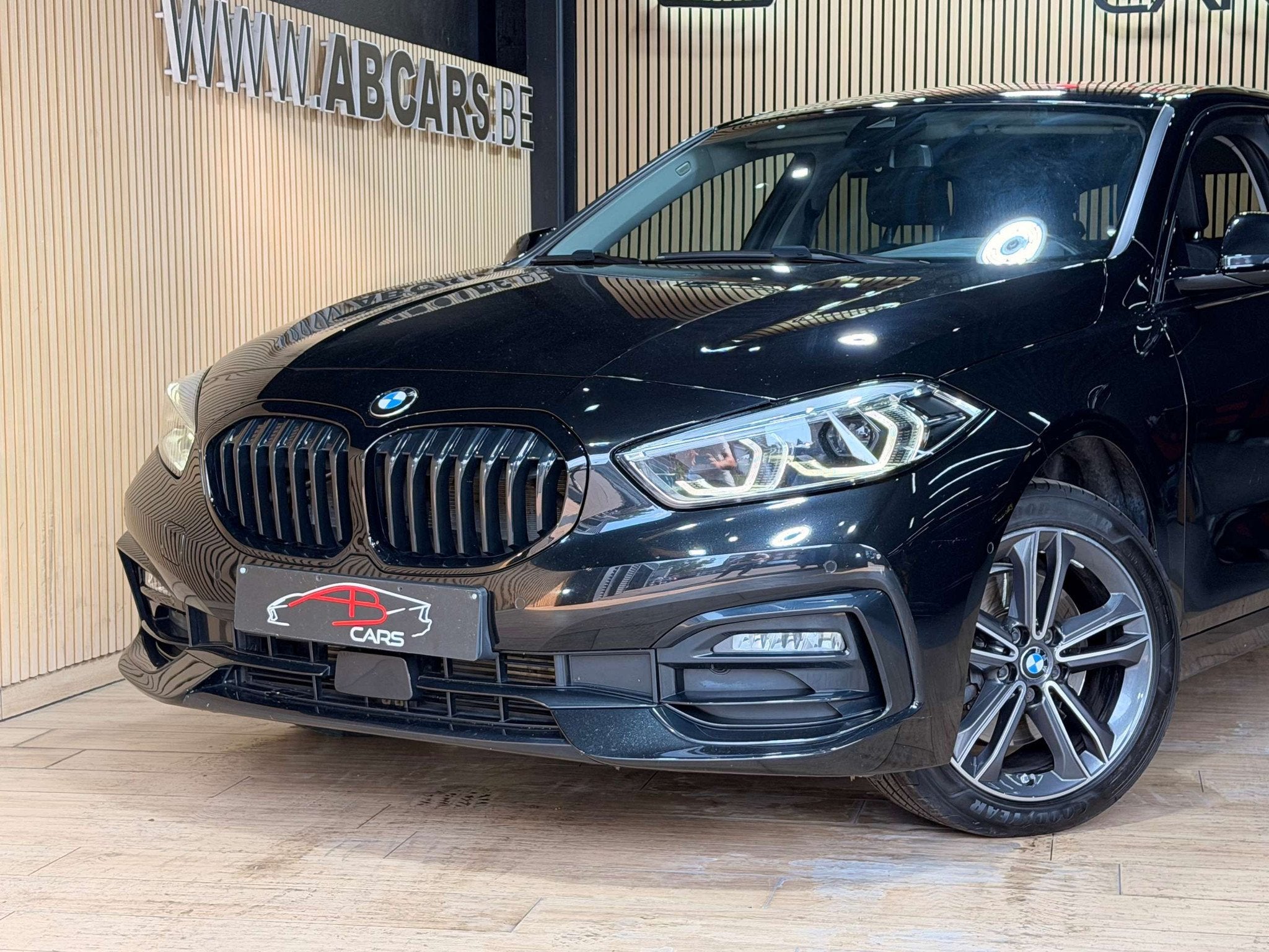 BMW 1 Serie 116 D * PACK SPORT * GARANTIE 12 MOIS * TOIT OUV, Auto's, BMW, Gebruikt, 116 pk, Zwart, Bedrijf