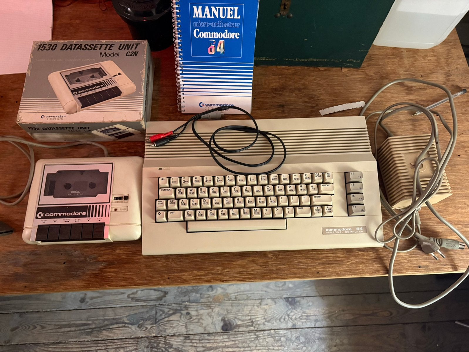 Commodore 64 C (C64C) met accessoires, Ophalen
