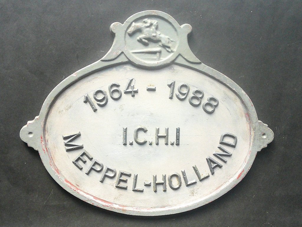 Plaque de concours hippiques à Meppel Hollande 1964-1988, Verzenden, Zo goed als nieuw, Overige typen