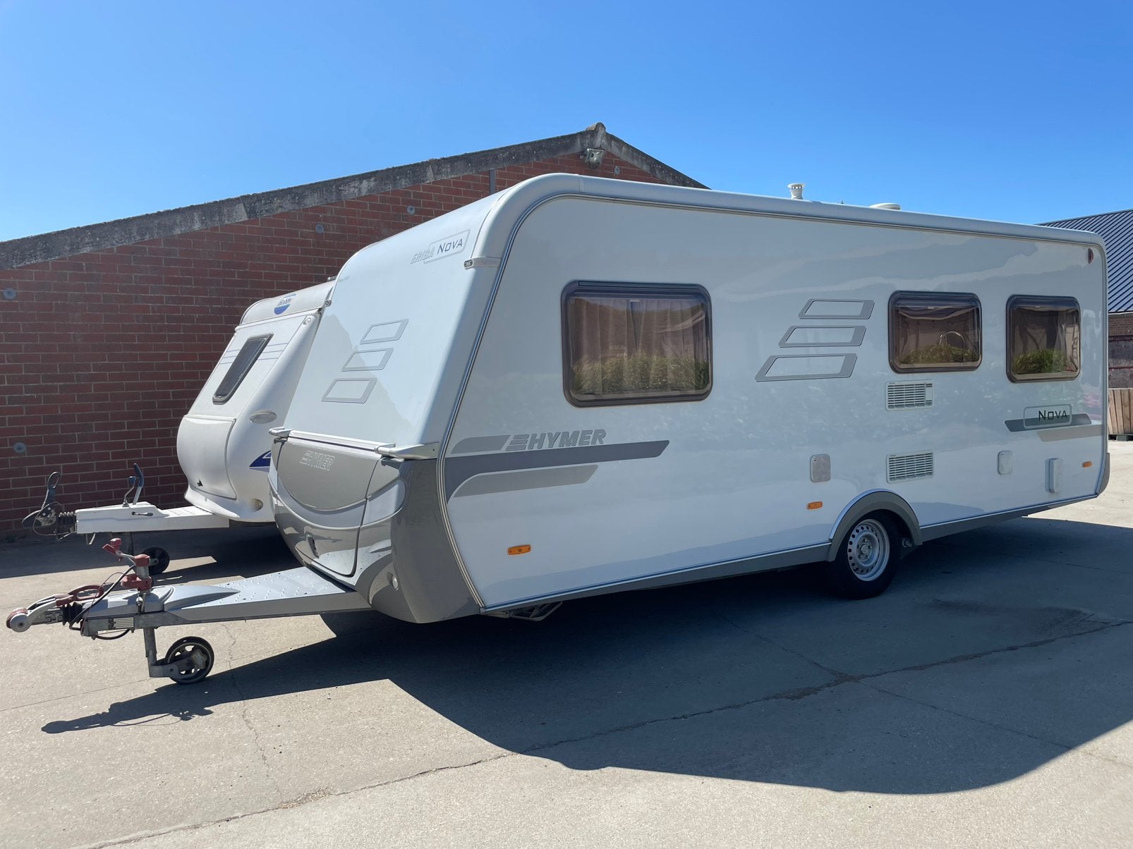 Eriba te koop, Caravans en Kamperen, Vast bed, Rondzit, Particulier, Hordeur