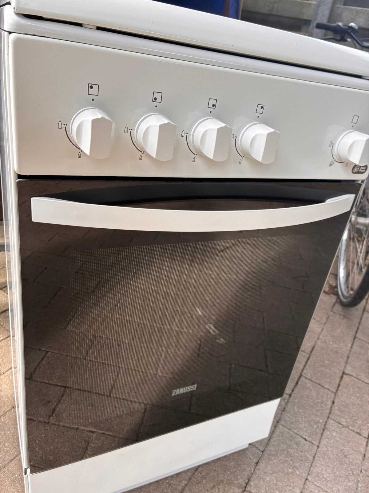 Gasvuur met oven Zanussi, Enlèvement, Comme neuf