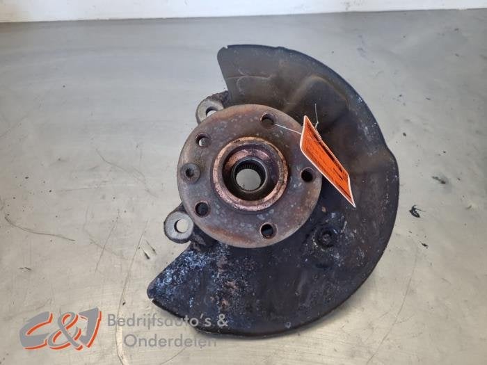 Fusee links-voor van een Volkswagen Transporter, Gebruikt, -, Volkswagen, -