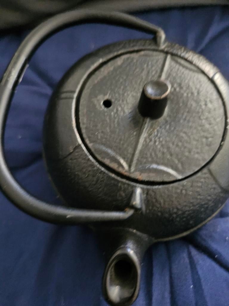 Mooie theepotjes in gietijzer, Ophalen of Verzenden, Zo goed als nieuw, Gietijzer, Keramische plaat