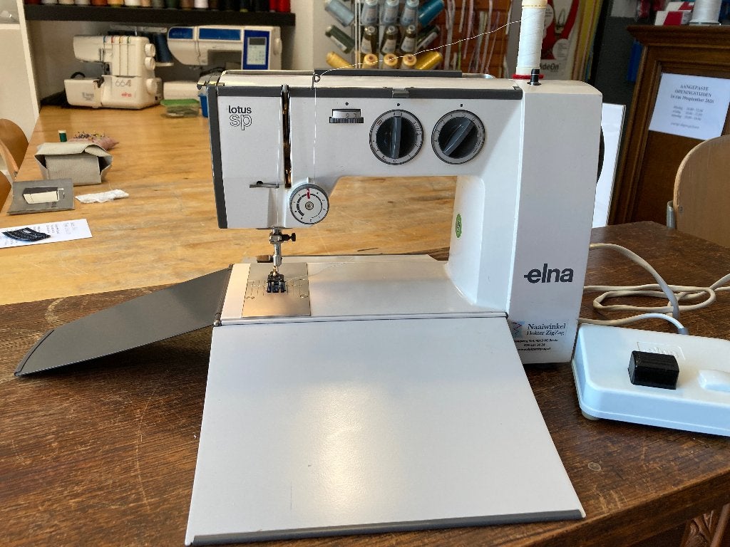 Elna Lotus SP - zeer compacte naaimachine IN NIEUWSTAAT, Enlèvement ou Envoi, Comme neuf, Machine à coudre, Autres marques