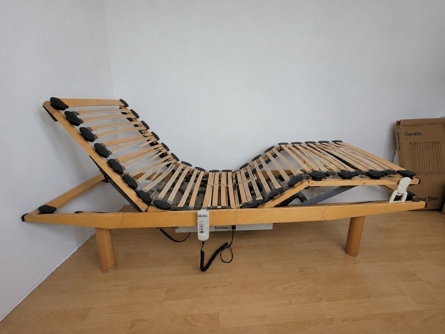 Lit médicalisé électrique Lattoflex avec matelas spécialisé, Ophalen, Bedbodem