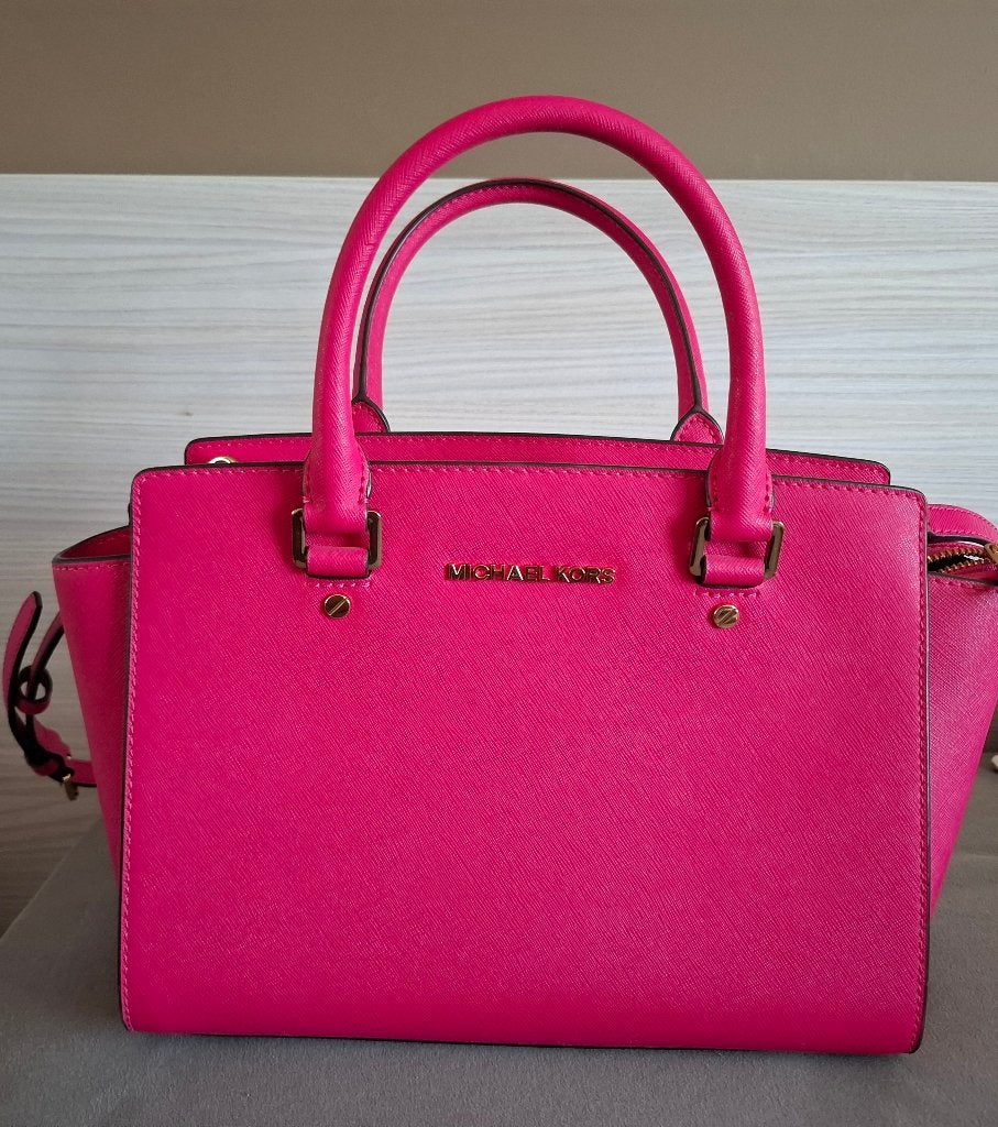 Sac à main Michael Kors rose, Bijoux, Sacs & Beauté, Sacs | Sacs Femme, Enlèvement, Comme neuf, Rose, Sac à main