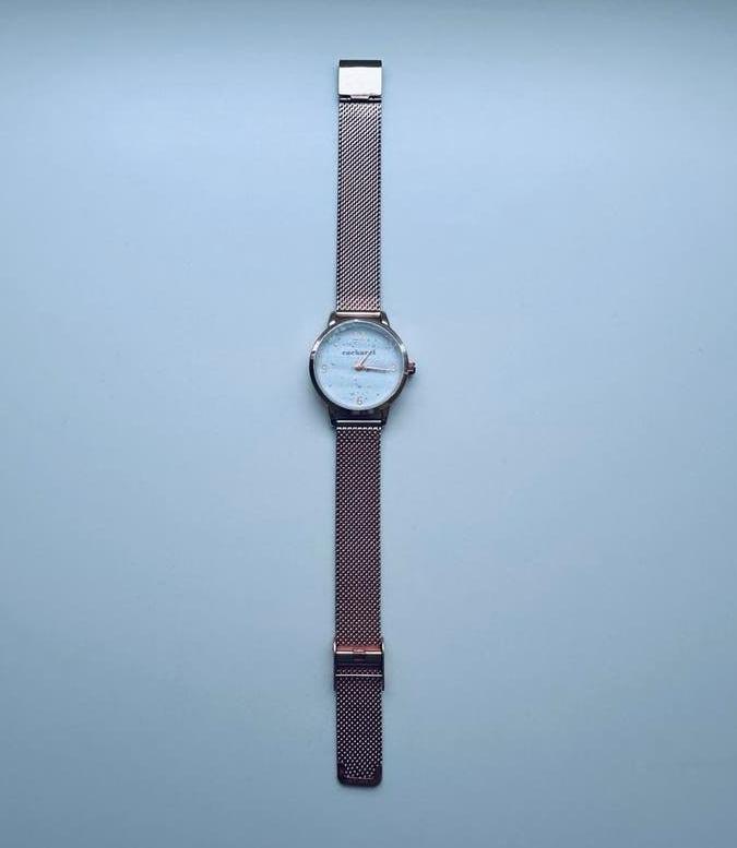 Cacharel, nooit gedragen, roze horloge, staal, Ophalen, Zo goed als nieuw, Staal, Staal
