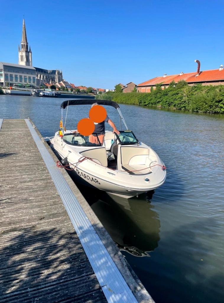 SEA RAY 190 SPORT IN NIEUWSTAAT, EERSTE EIGENAAR!, Ophalen, Binnenboordmotor, 6 meter of meer, 120 tot 200 pk