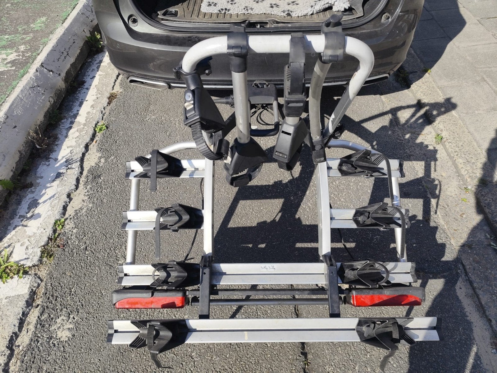 Porte-vélos - 4 vélos, Autos : Divers, Porte-vélos, Enlèvement