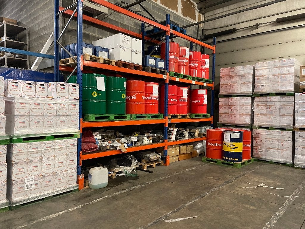 DESTOCKAGE HUILES MOTEUR HYDRAULIQUE TRANSMISSION, Articles professionnels, Envoi
