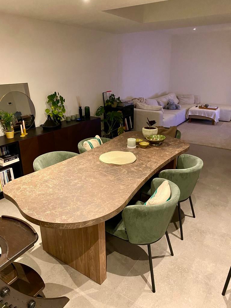 Eettafel H&M Home, Ophalen, Kunststof, Gebruikt, 200 cm of meer
