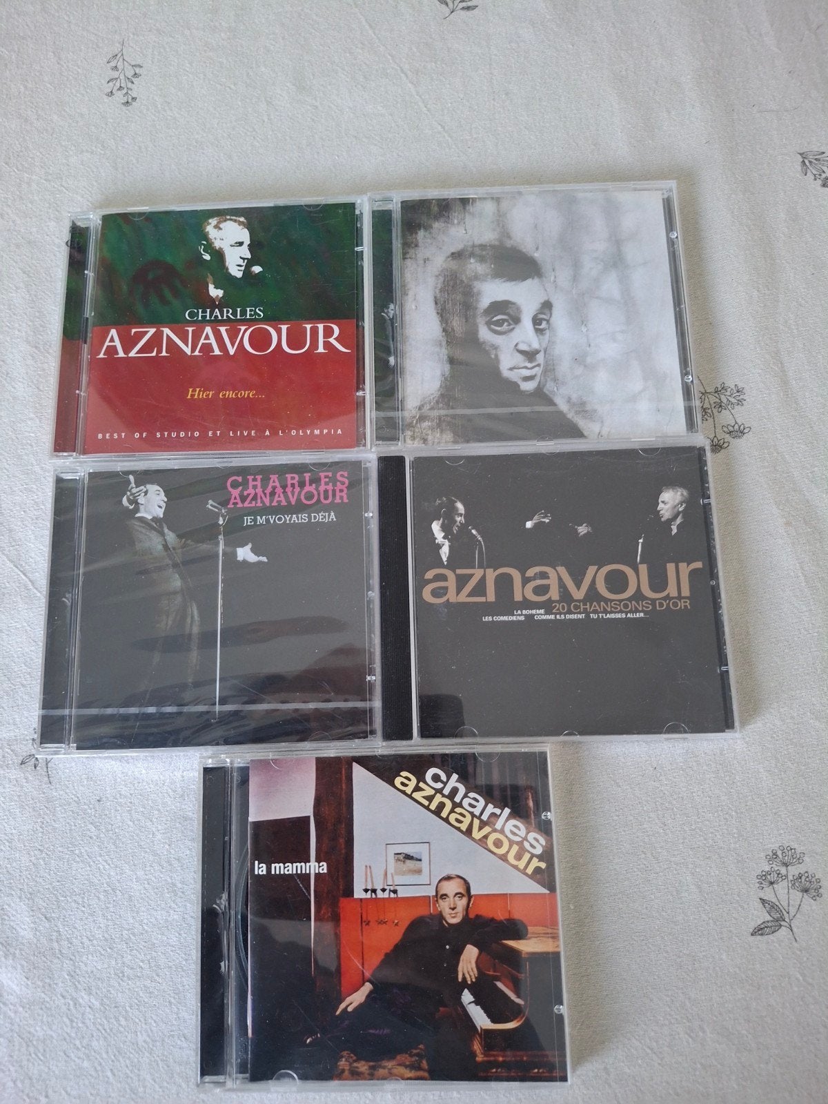cds charles aznavour  1 euro per cd, Cd's en Dvd's, Ophalen of Verzenden