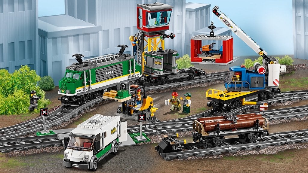 set lego 60198 " train de marchandise ", Enfants & Bébés, Jouets | Duplo & Lego, City, Lego, Ensemble complet, Comme neuf