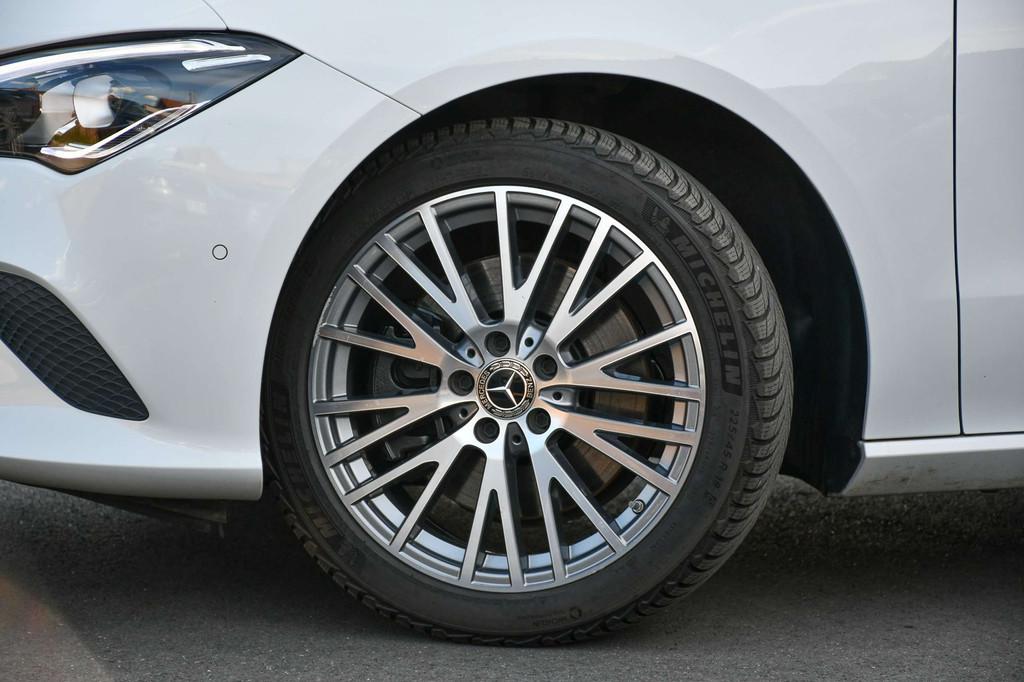 Mercedes-Benz CLA-Klasse 250 CLA 250 e PHEV Business Line, Auto's, Mercedes-Benz, CLA, Gebruikt, 4 cilinders, Wit