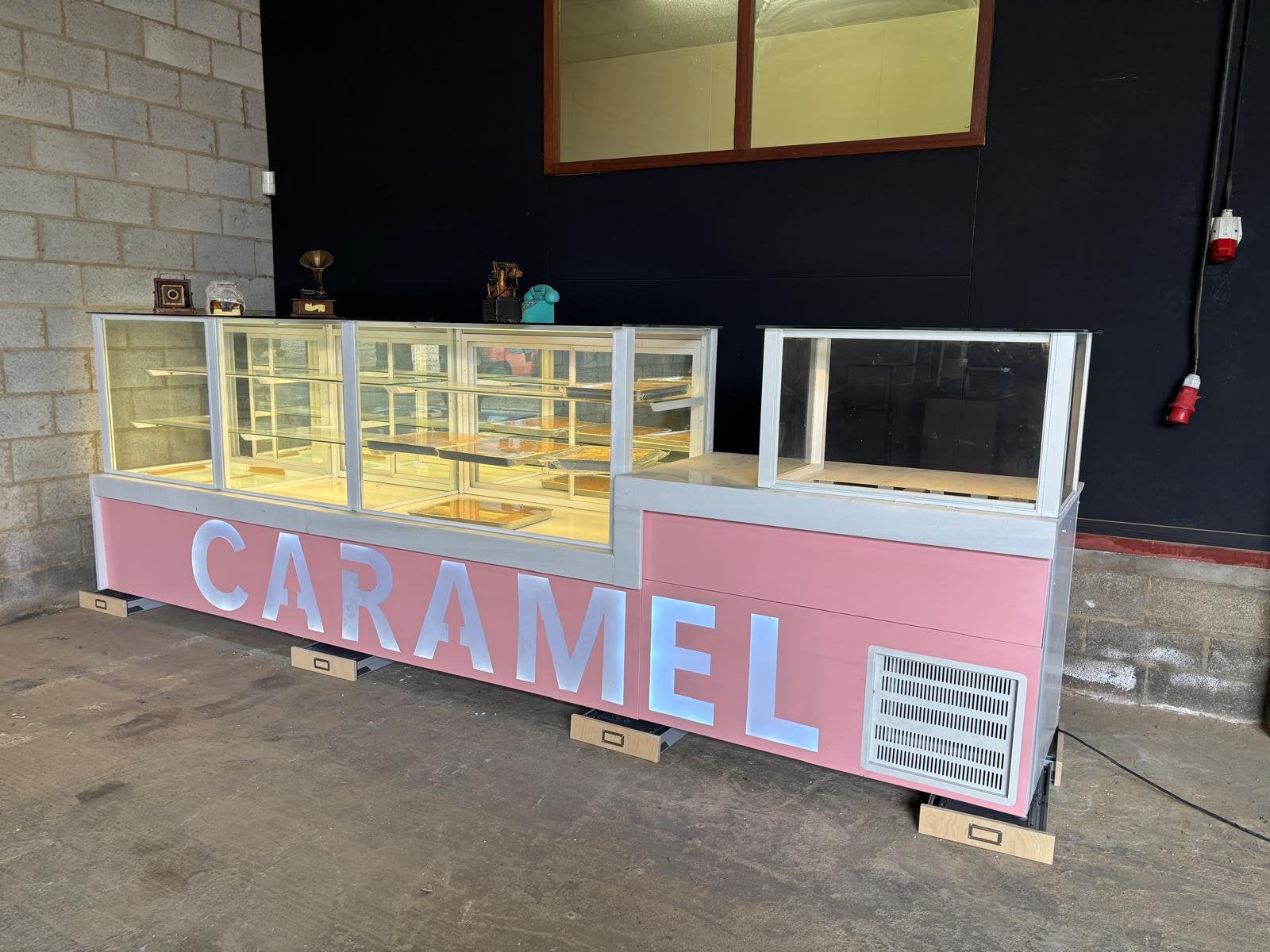 Professionele baklava / patisserie vitrine NIEUW !, Enlèvement, Neuf, dans son emballage, Mobilier