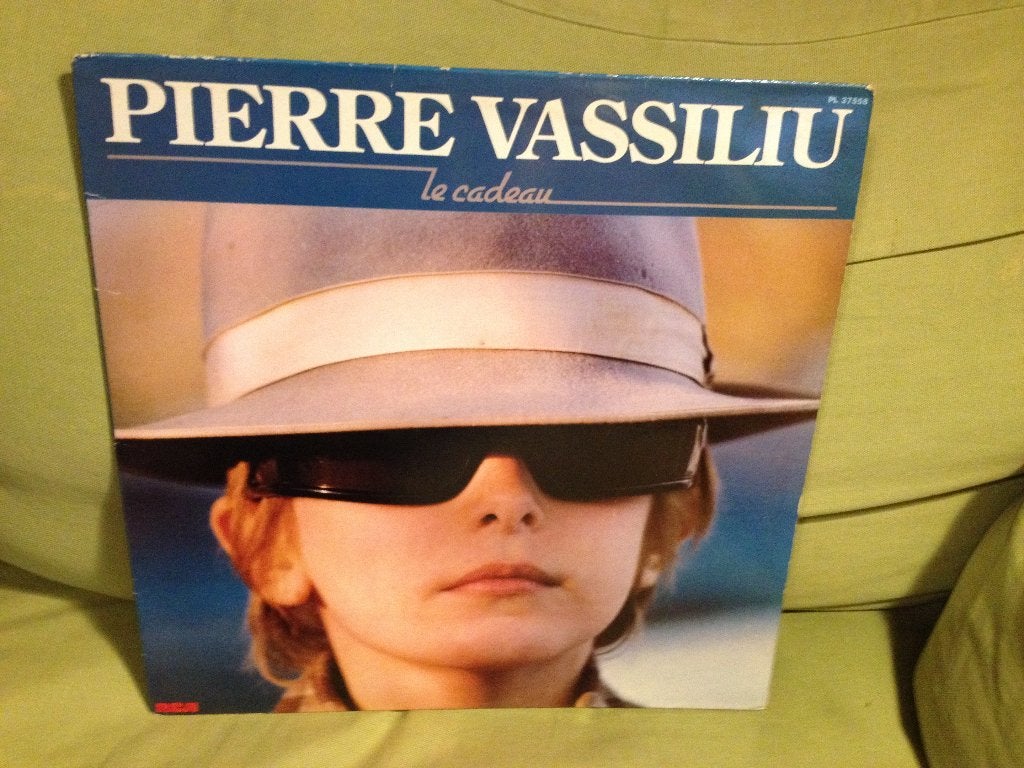 Pierre Vassiliu - Le Cadeau, LP, Gebruikt, Originele persing, Ophalen of Verzenden