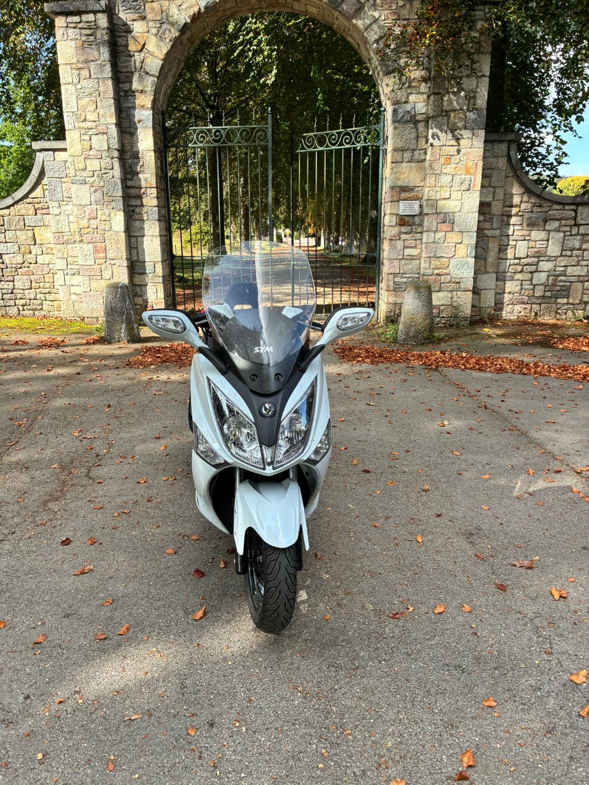 Scooter Sym 300i abs, Fietsen en Brommers, Ophalen