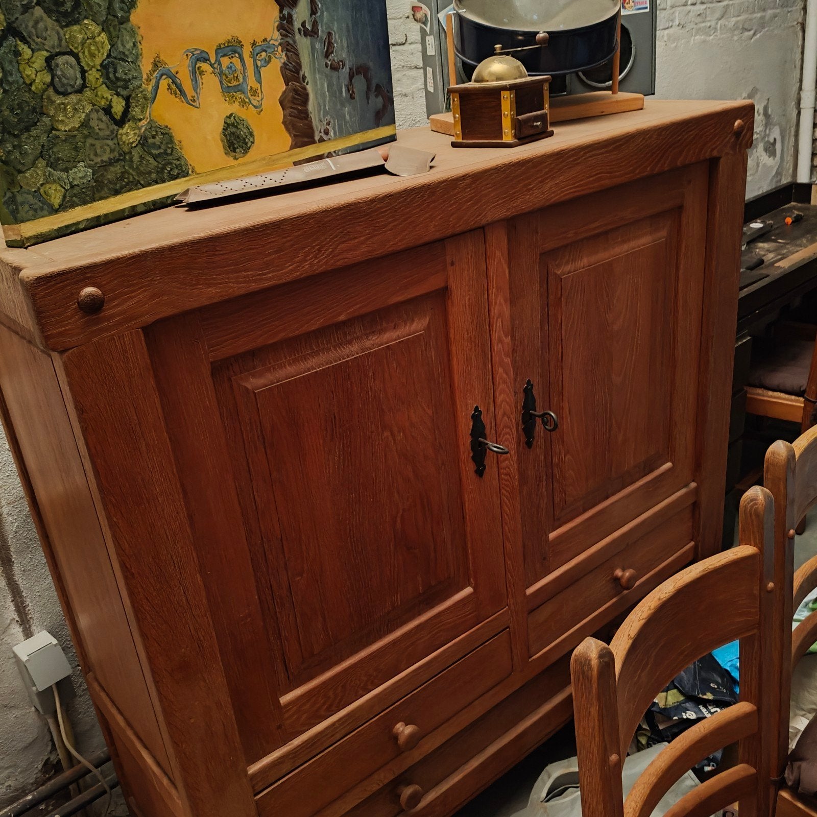 Meubilair living: kasten, tafel en 6 stoelen, Ophalen
