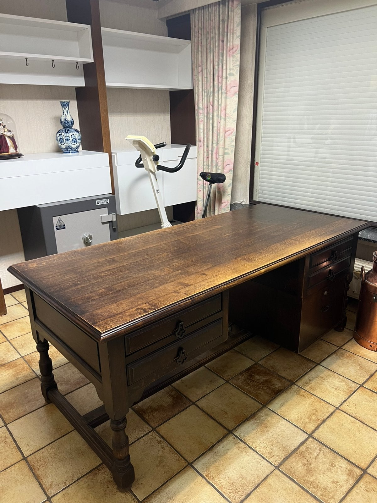 Antiek bureau, Huis en Inrichting, Bureaus, Ophalen, Gebruikt, Hout