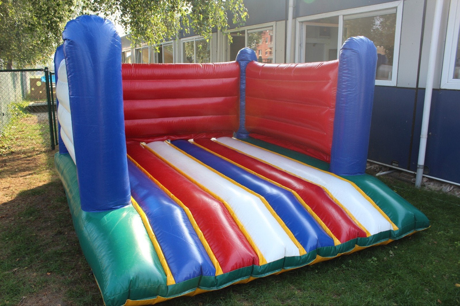 springkasteel klein, Kinderen en Baby's, Ophalen, Gebruikt