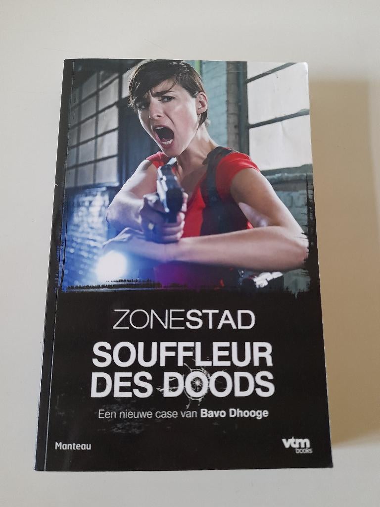 Bavo Dhooge - Zone Stad VTM - Souffleur des Doods, Ophalen of Verzenden, Zo goed als nieuw, Bavo d'hooge, Tv-bewerking