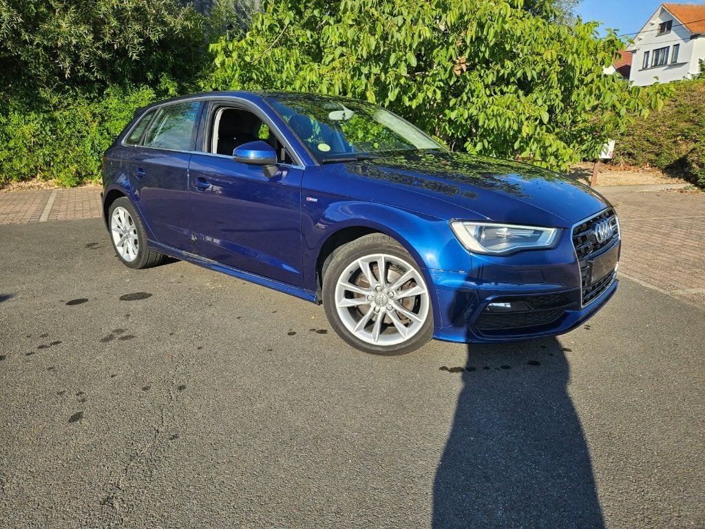 Audi A3 Sportback 1.6 TDi S line ️AIRCO GPS, Autos, Audi, Argent ou Gris, Achat, Entreprise, Boîte manuelle