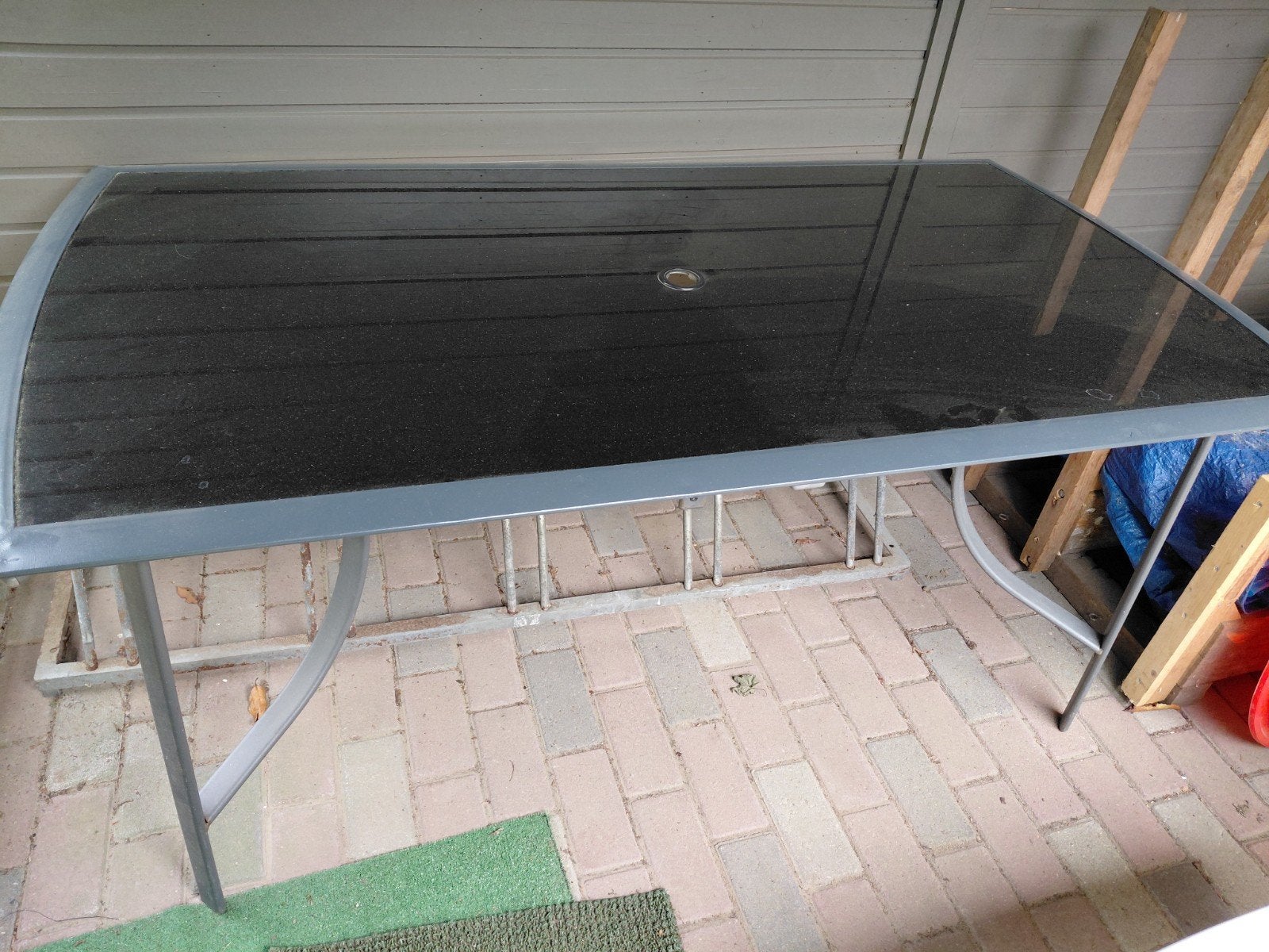 Tuintafel met glazen blad, Tuin en Terras, Tuintafels, Ophalen