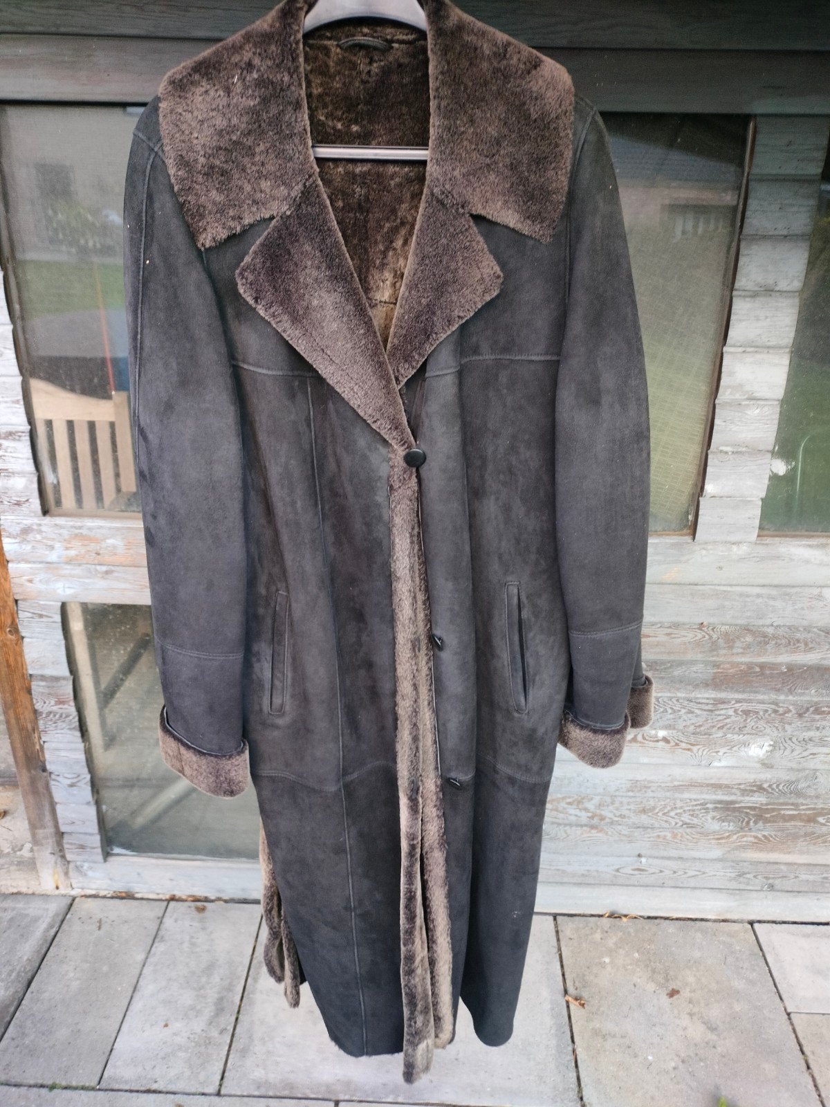 manteau en peau de mouton ou en laine d'agneau, Vêtements | Femmes, Enlèvement