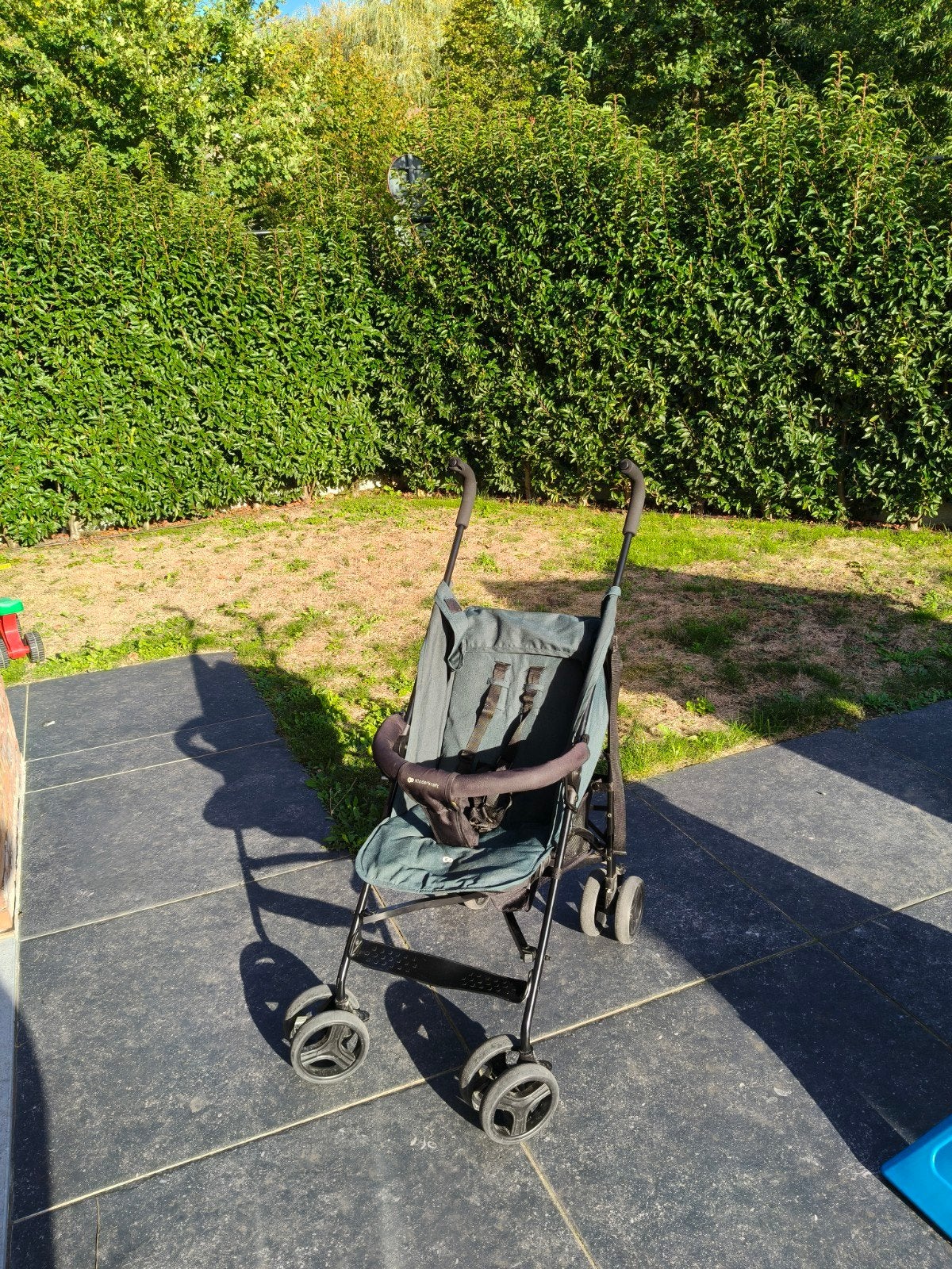Buggy Kinderkraft (groen, model plooibuggy), Ophalen, Gebruikt, Overige merken, Verstelbare rugleuning