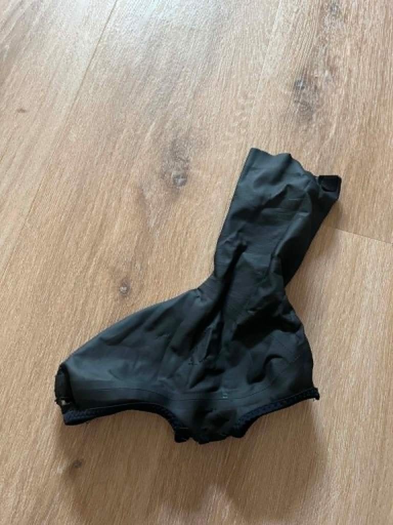Overschoenen agu, Ophalen of Verzenden, Gebruikt, Schoenen