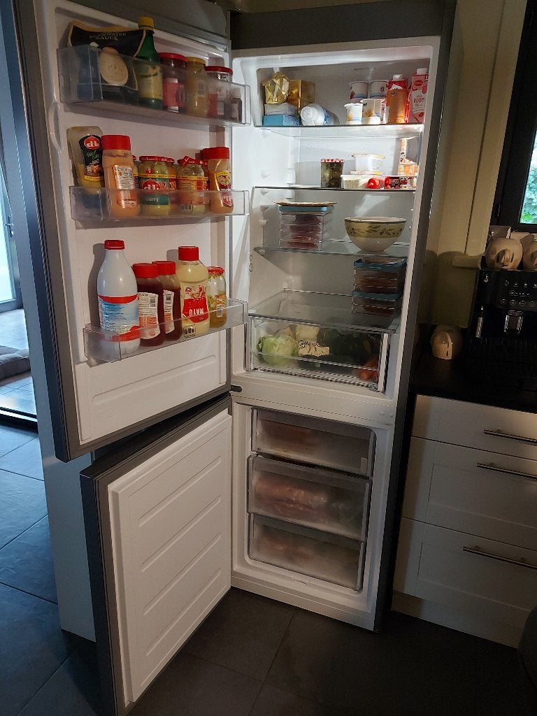 Losstaande ijskast met vriezer  merk Whirlpool, Elektronische apparatuur, Koelkasten en IJskasten, Gebruikt, Ophalen