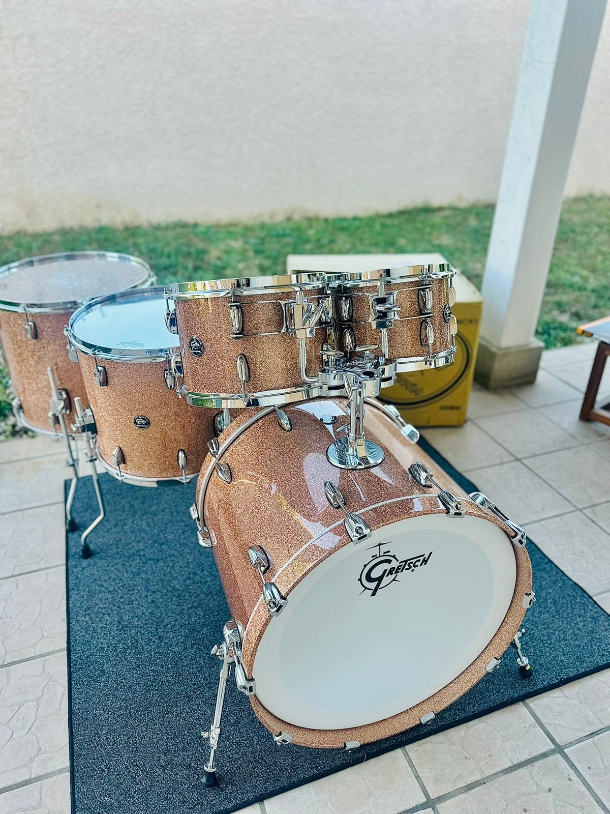 Gretsch renown maple champagne sparkle (new), Musique & Instruments, Batteries & Percussions, Enlèvement ou Envoi, Comme neuf