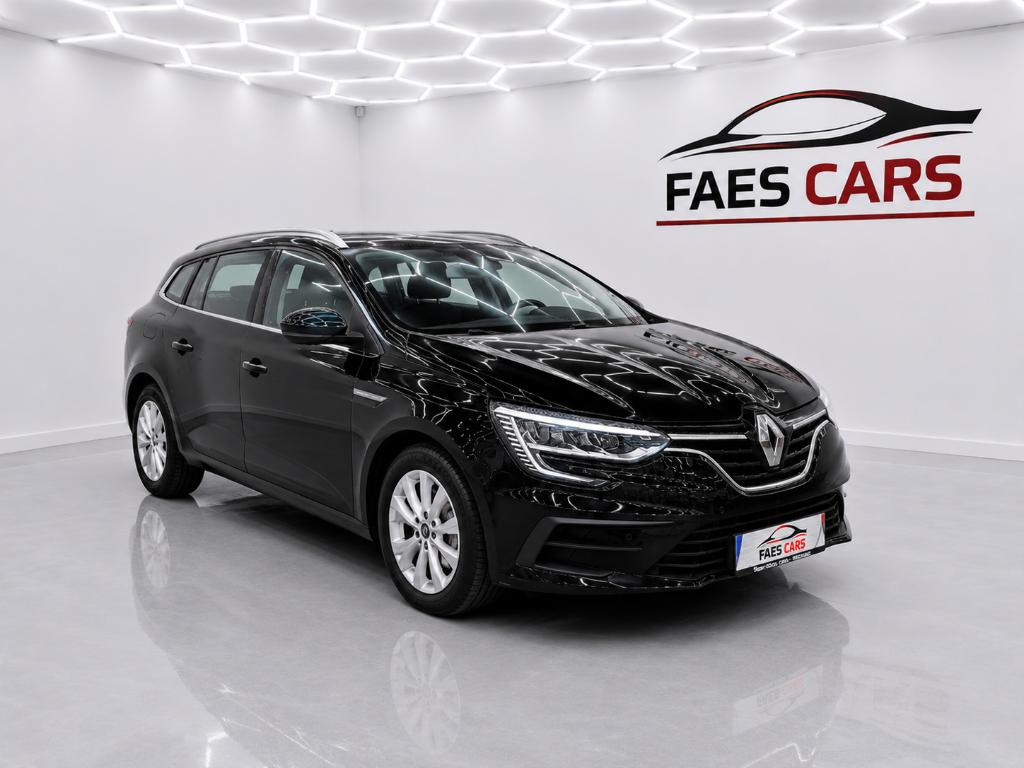 Renault Megane E-Tech phev hybride, Auto's, Renault, Stof, Euro 6, 4 cilinders, 67 kW