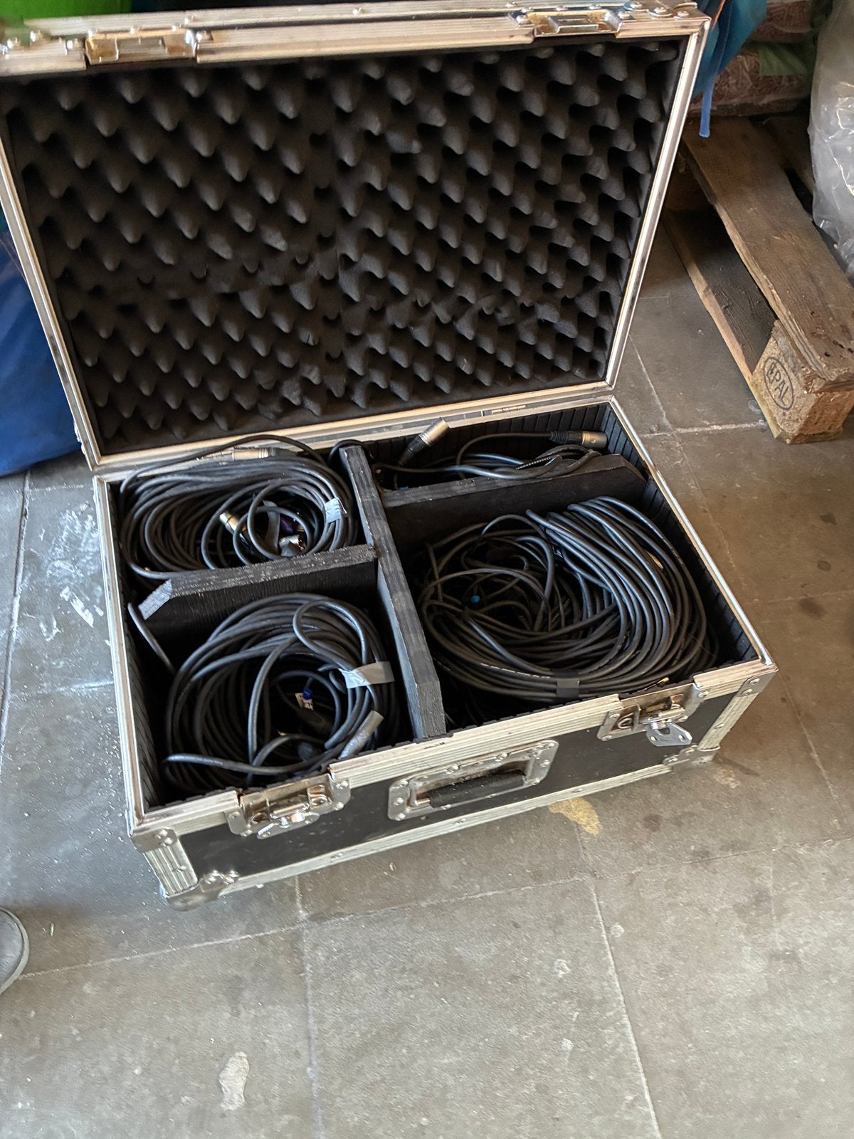 Xlr set 3 pin, Musique & Instruments, Câbles & Prises, Enlèvement, Comme neuf