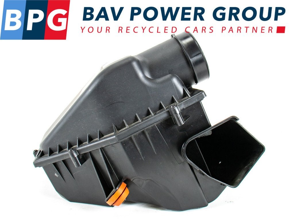 LUCHTFILTERHUIS BMW 5 serie (G30) (01-2016/06-2023), Gebruikt, BMW, Petuelring 130
80809  München, DE, Bayerische Motoren Werke AG