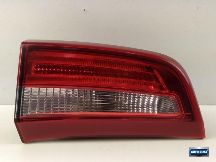 Feu arrière gauche d'un Volvo S60, -, 3 mois de garantie, Utilisé, -