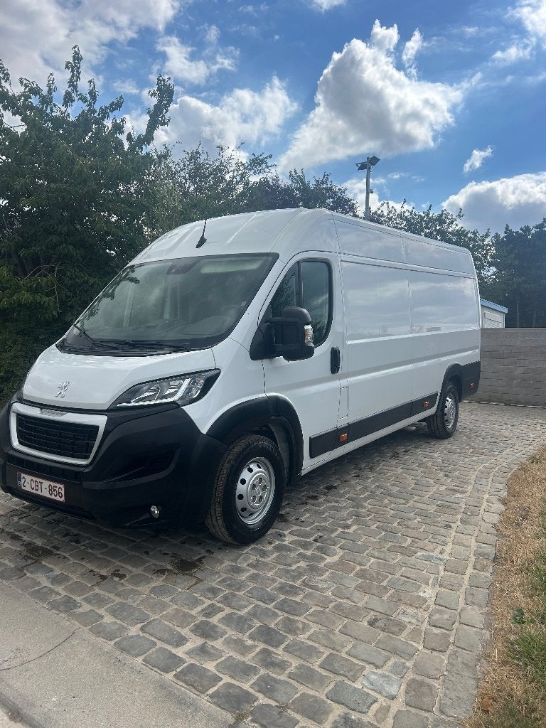 Peugeot boxer btw in, Auto's, Bestelwagens en Lichte vracht, Voorwielaandrijving, 4 deurs, Stof, Wit