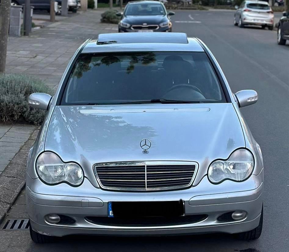 Mercedes C200 Kompressor APPROUVÉ POUR LA VENTE, Argent ou Gris, Achat, Boîte manuelle, Berline