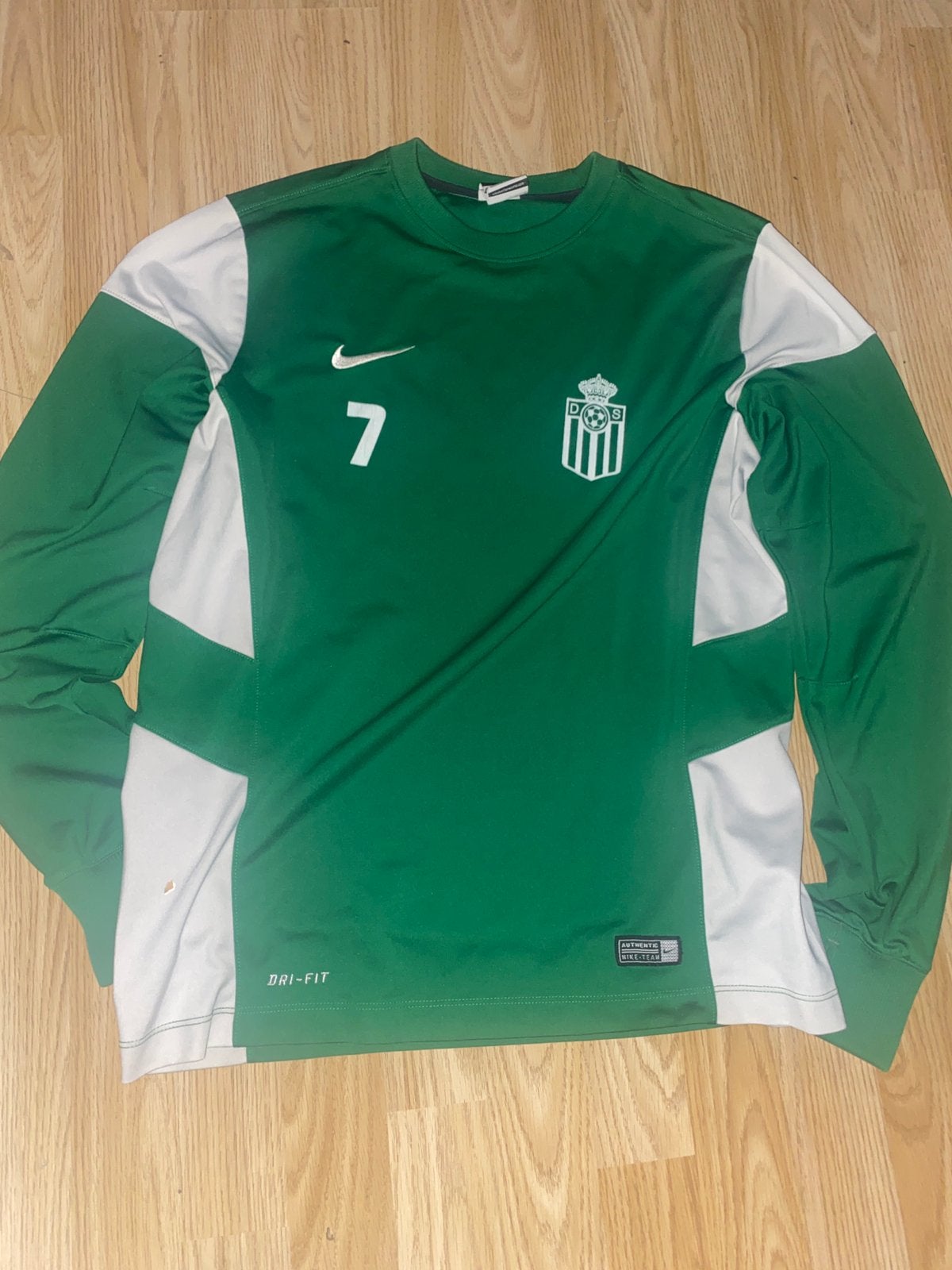 Pull nike, Taille M, Enlèvement ou Envoi, Comme neuf, Accessoires de club
