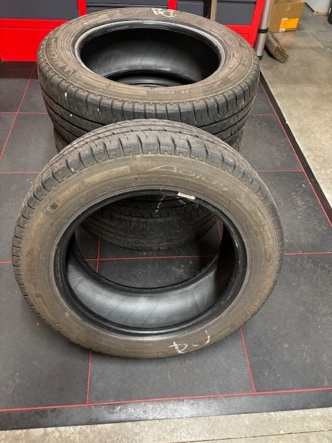 4 Banden 215/60 R 17, Auto-onderdelen, Banden en Velgen, Ophalen, Band(en)
