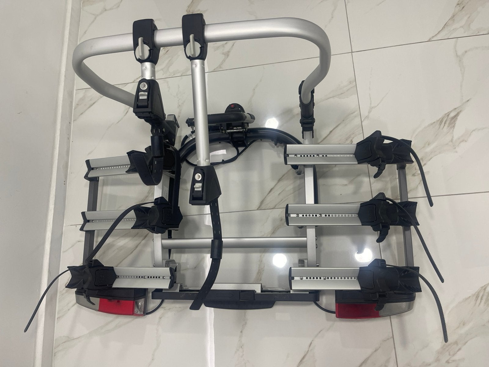 Originele Mercedes-Benz fietsendrager voor 3 fietsen te koop, Auto diversen, Ophalen of Verzenden, Zo goed als nieuw