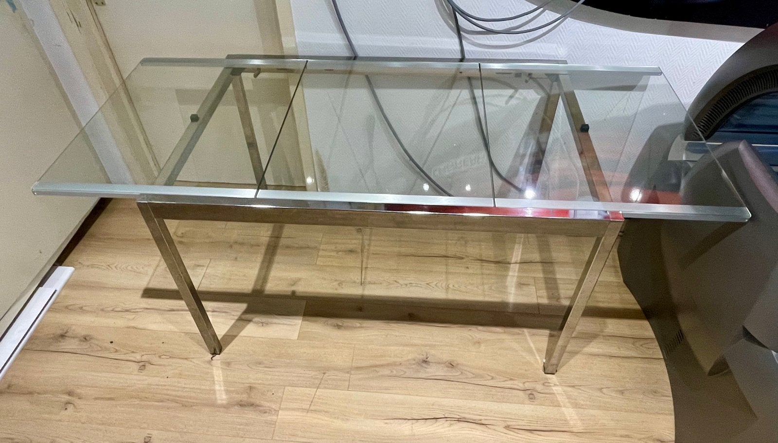 Glazen tafel of bureau, Ophalen, Gebruikt