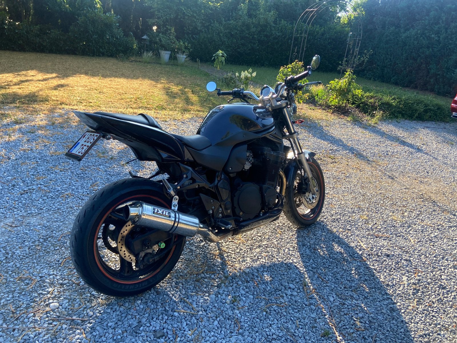 Suzuki Bandit GSF600 -  start en rijdt goed - werk aan, Sportuitlaat, 4 cilinders, Gebruikt, Particulier