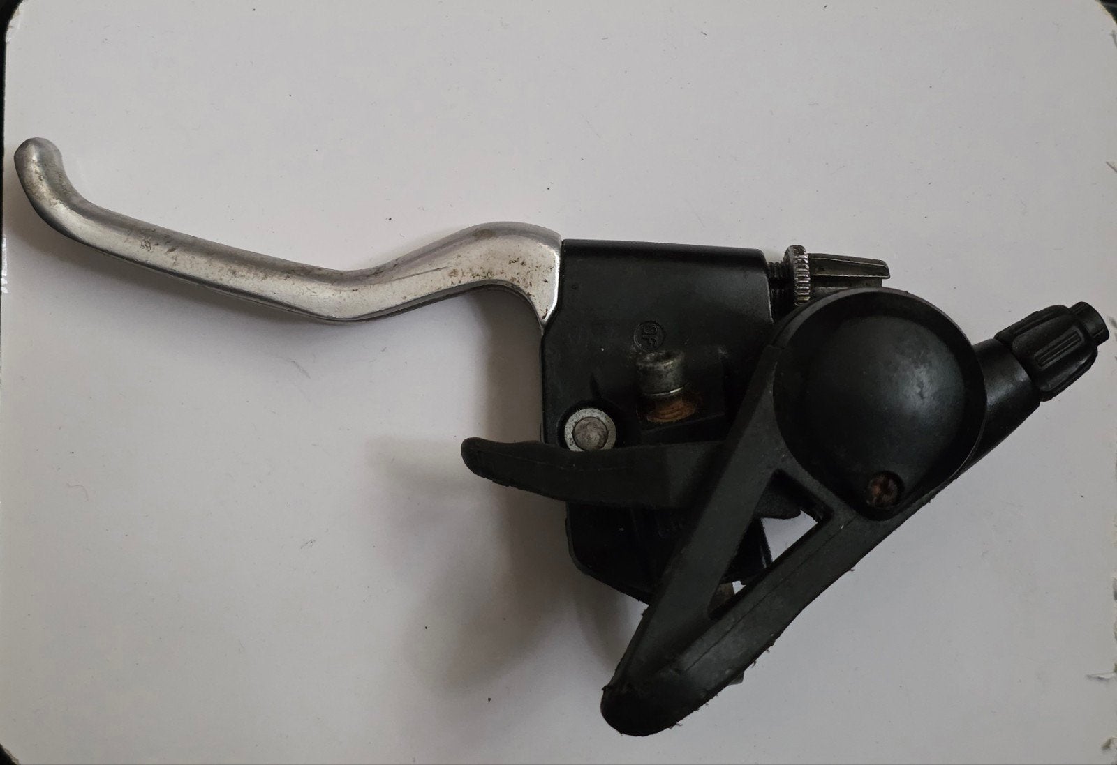 Shimano Altus schakel- en remhendel