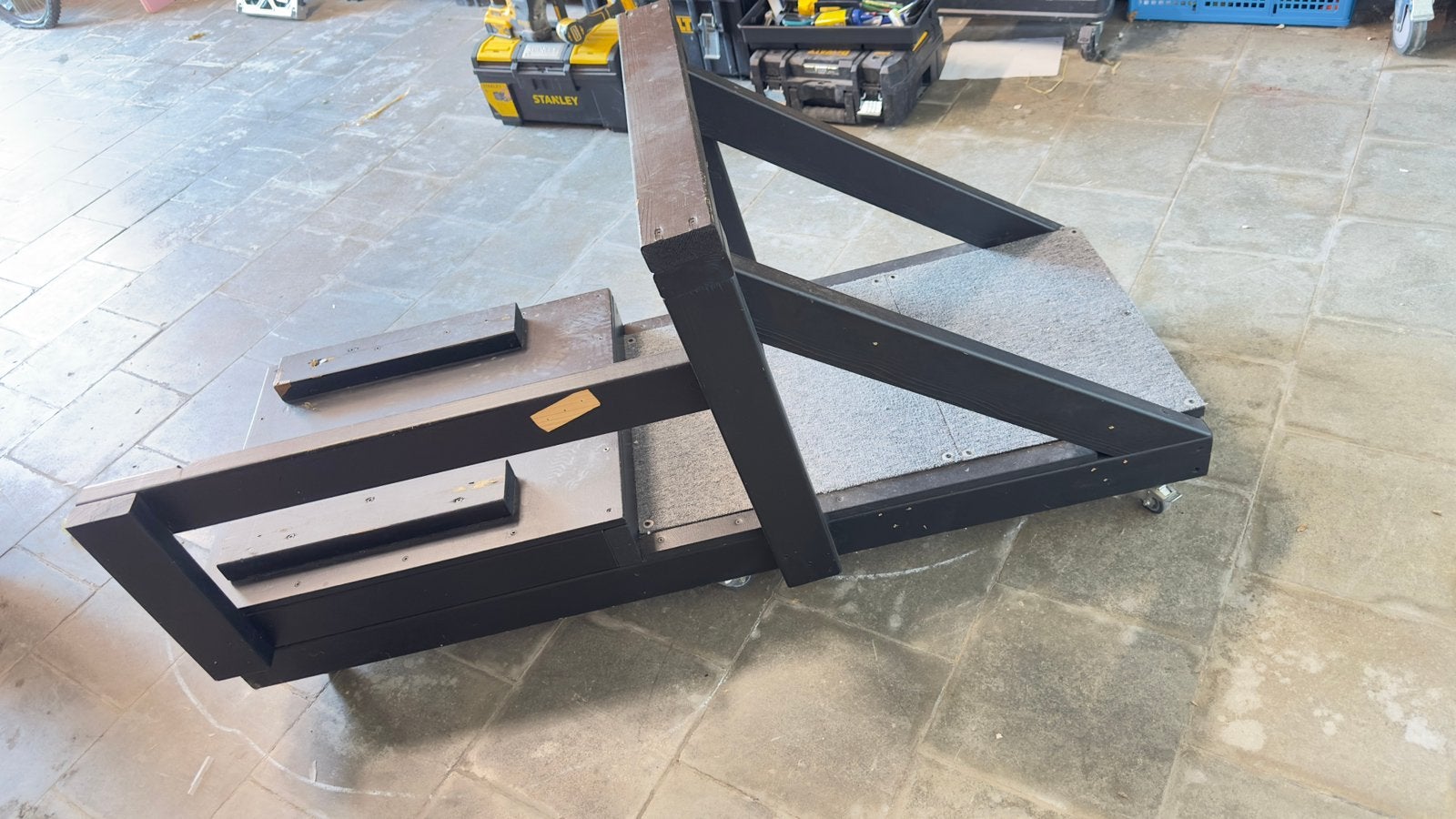 Simracing Cockpit frame (DIY), 1 joueur, Enlèvement, Utilisé, Simulation