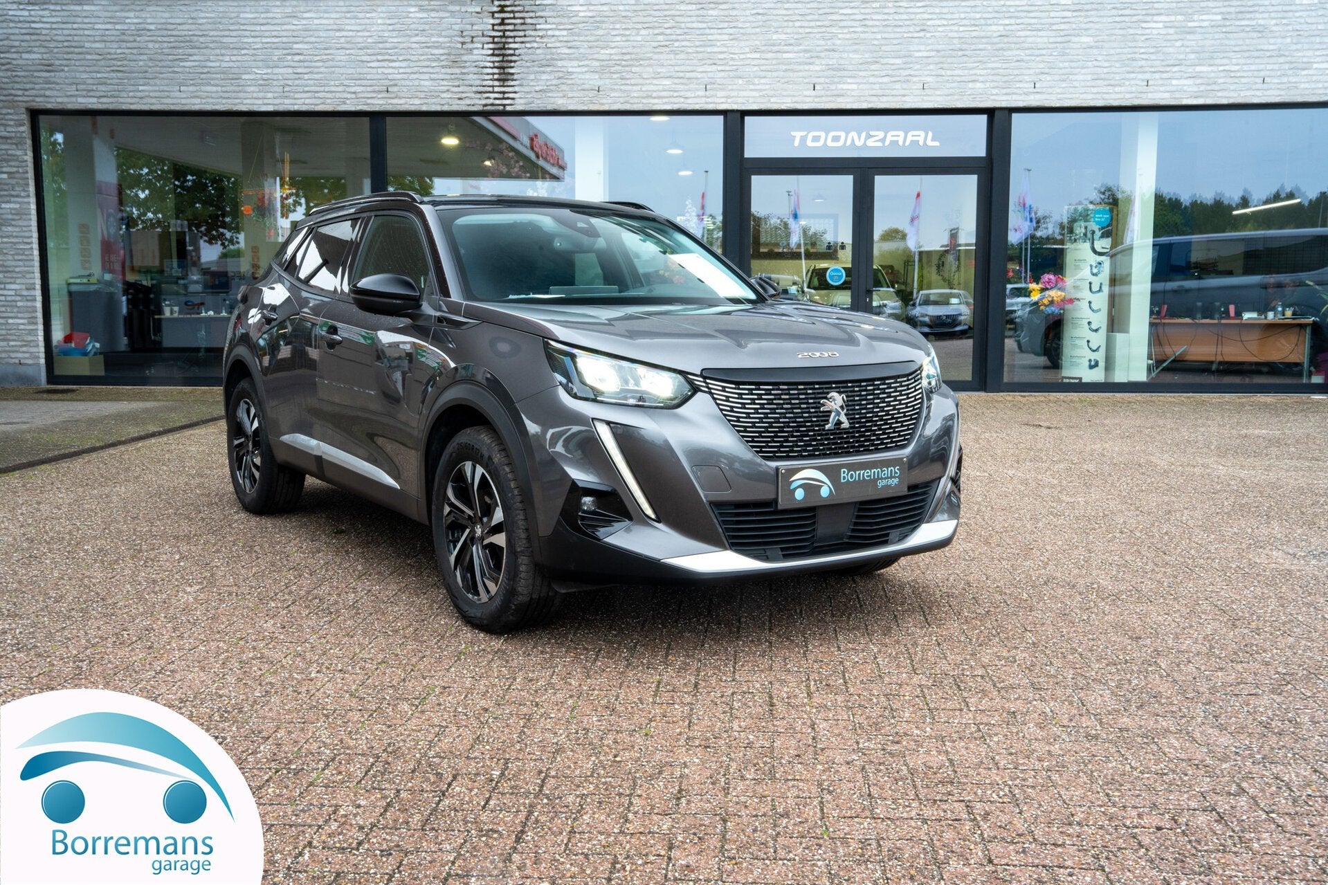 Peugeot 2008 ROADTRIP Automaat/Carplay/Camera/...., Auto's, Euro 6, 1199 cc, Bedrijf, 5 zetels