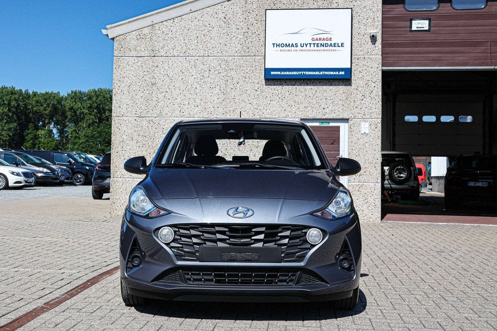 Hyundai i10 PARKEERSENSOREN*CRUISE-CONTROLE*CENTRALE-VERGREN, Auto's, Hyundai, Voorwielaandrijving, Gebruikt, https://public.car-pass.be/vhr/3e478c74-ce28-4228-a7a7-b8fd11db81e8